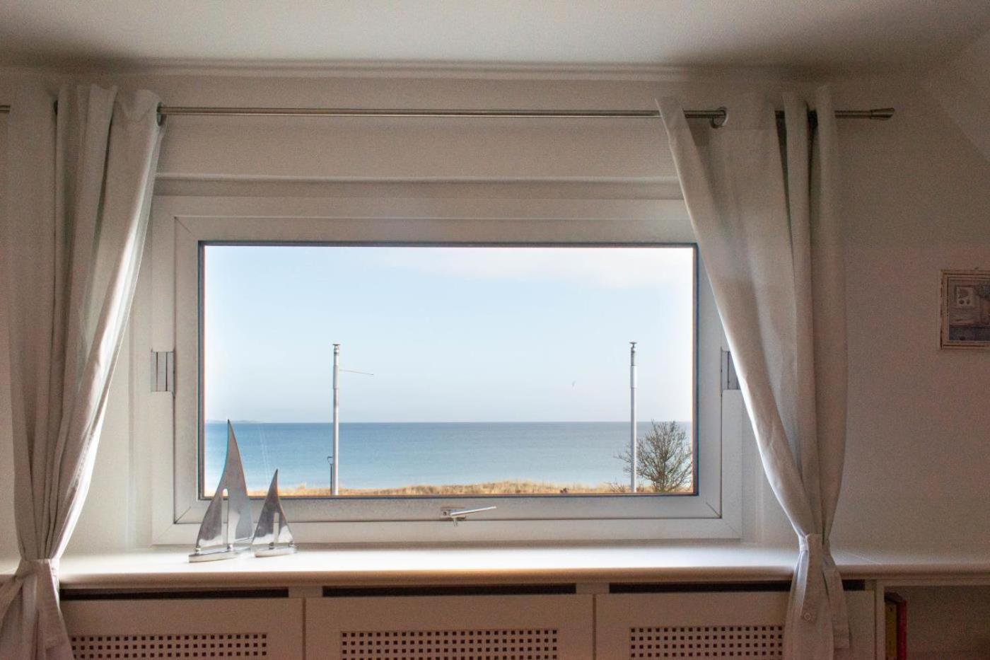 Ferienwohnung Lachmoewe Scharbeutz Luaran gambar